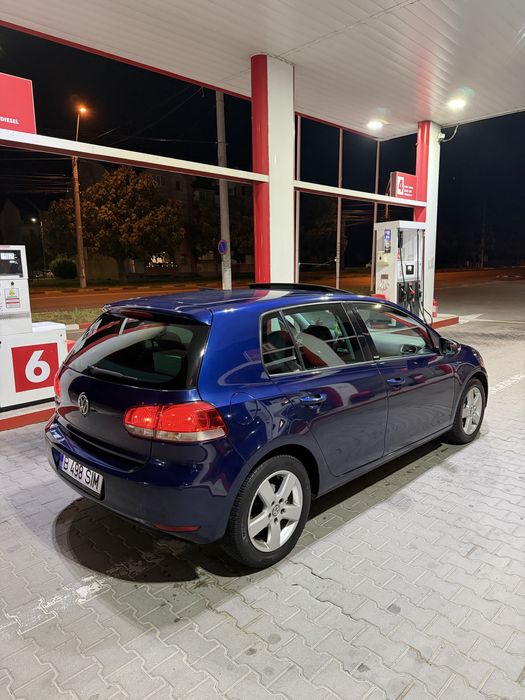 VOLKSWAGEN Golf 2011 — imagine 4