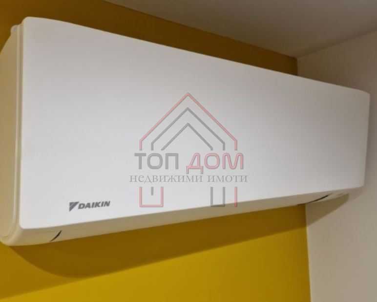 Дава се под наем Едностаен апартамент в Варна, Център - 26 кв.м за 306 € - Снимка #2