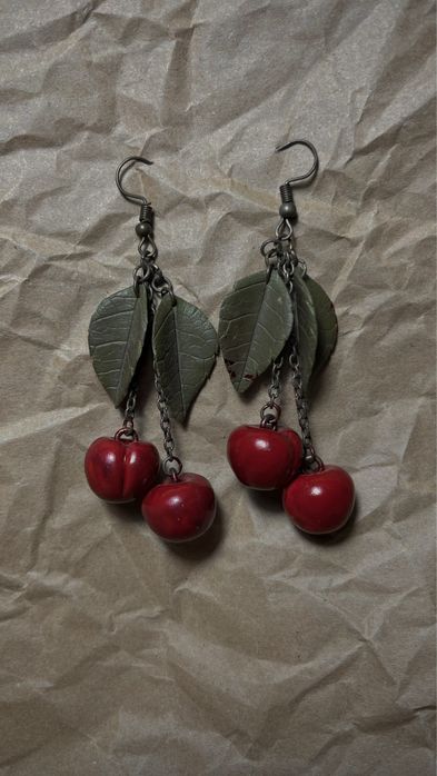 Сережки вишенки (ручная работа)
