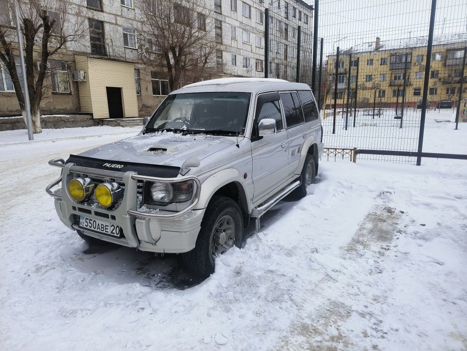 Митсубиси Паджеро 2 4м40