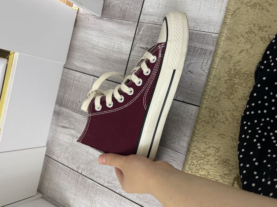 Красный converse кроссовки новые