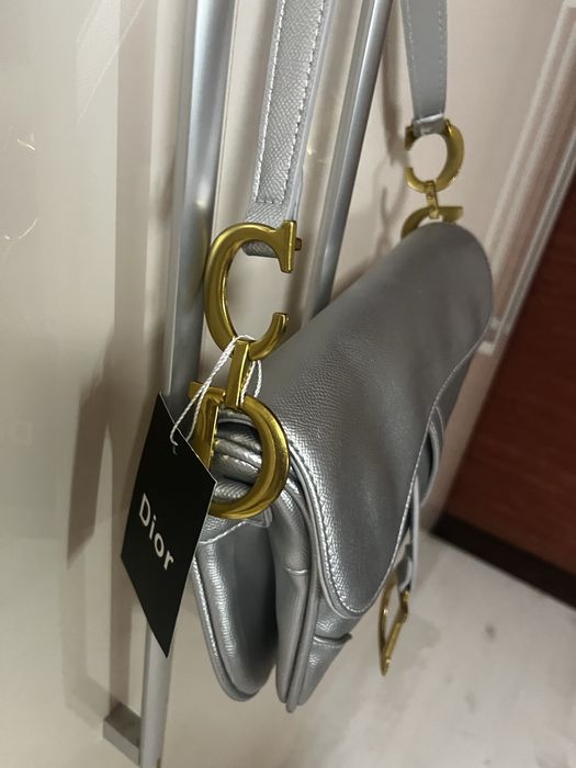 Metallic Silver Christian Dior Saddle чанта