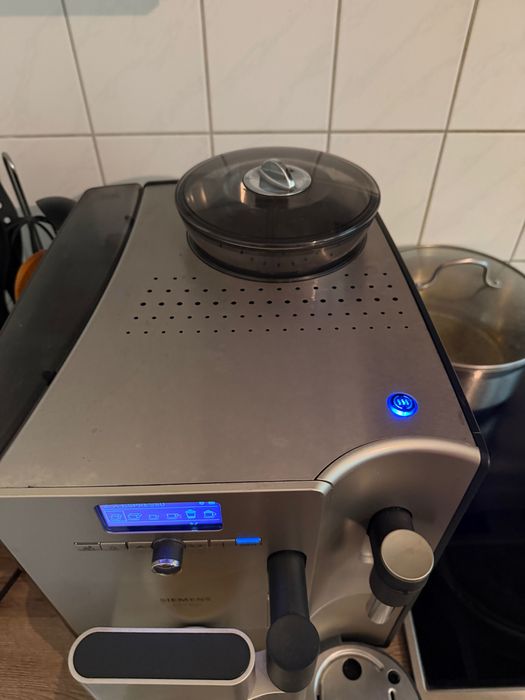 Siemens EQ8 Series 900 кафемашина