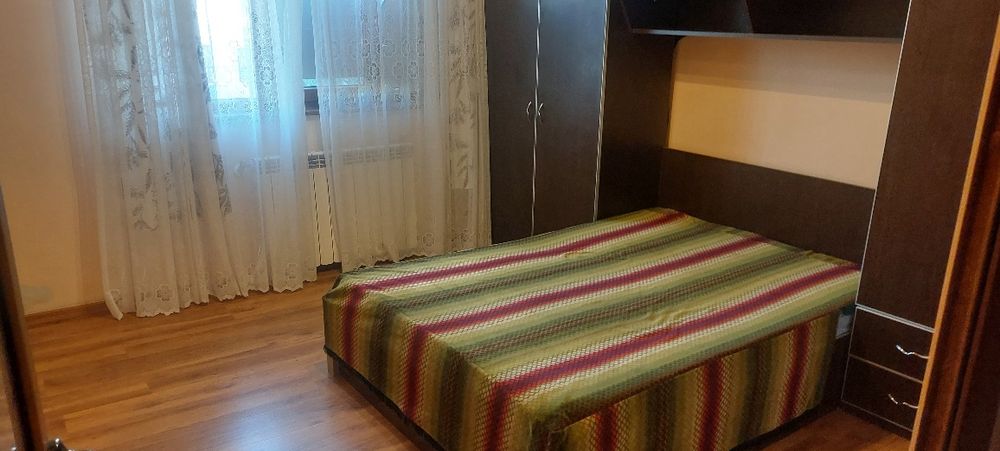 Închiriez apartament 2 camere