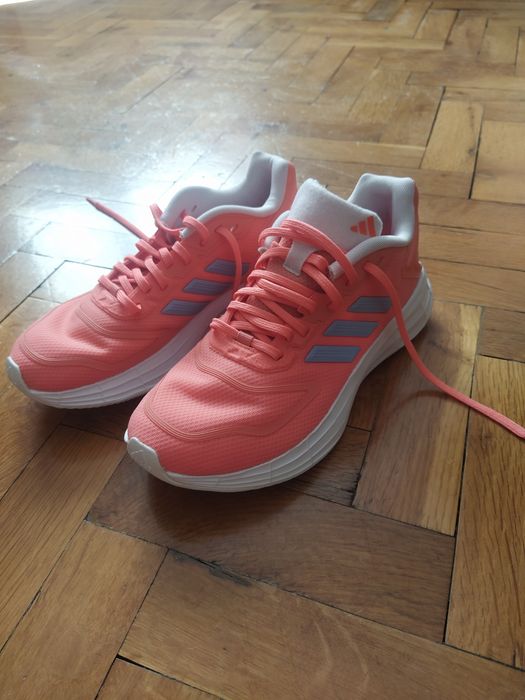 Маратонки adidas