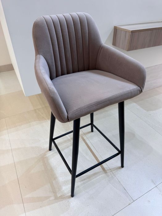 Стулья барные 2