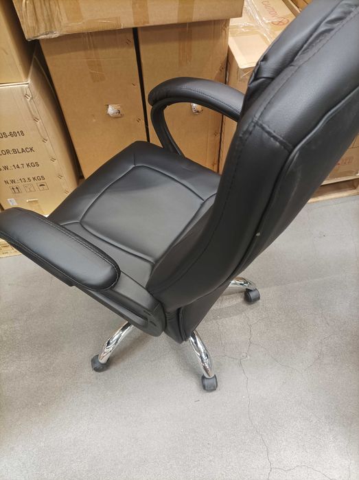 Президентски кожен стол