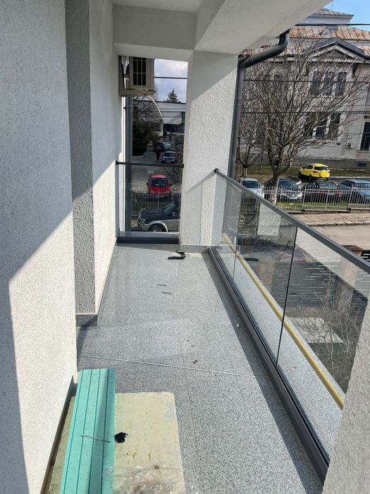 Balustrada din sticla securizata