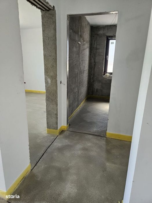 Casa nouă cu 4 camere, 380mp teren, lac