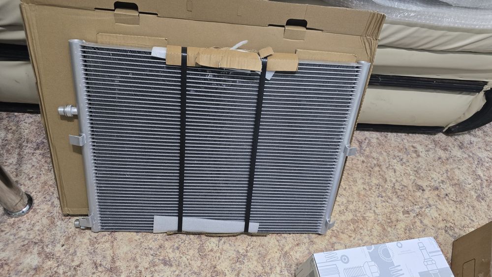 Радиатор кондиционера на bmw G30,bmw G12,G11..bmw 740,bmw 540