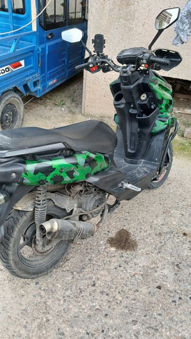 Tank 2 sotiladi obmen bor