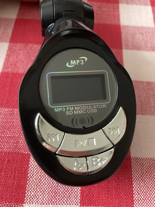 Modulator FM mp3 auto cu telecomanda, usb, SD