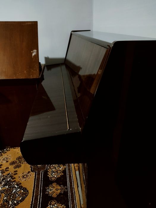 Срочно продается Пианино