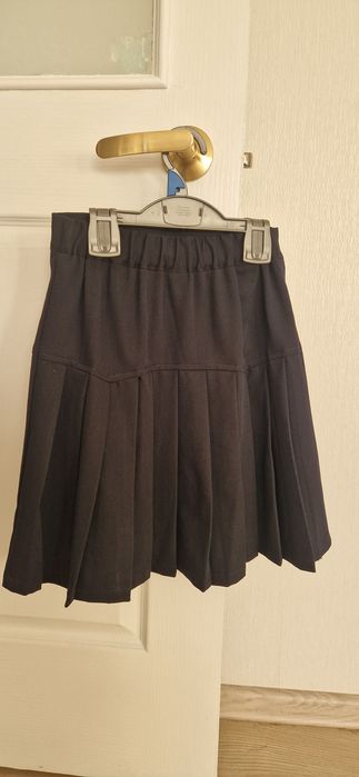 Продам школьную юбку