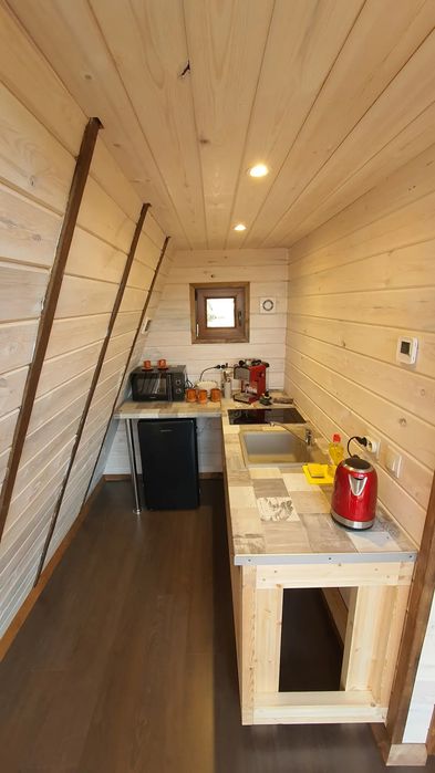 Уютный домик для двоих в горах