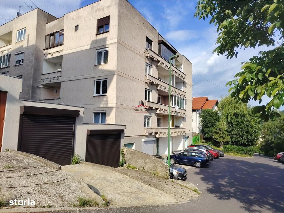 CETATE BRASOV - Apartament 3 camere si garaj - ultracentral, Primarie