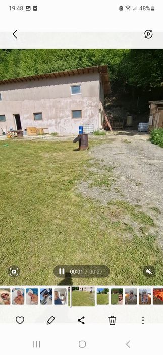 Vand teren cu 2 case