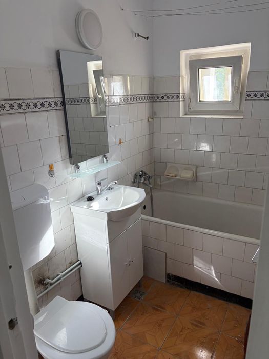 Vând apartament 2 camere ultracentral