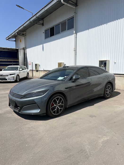 Byd  Han L 2025 йил 2.7 секунд