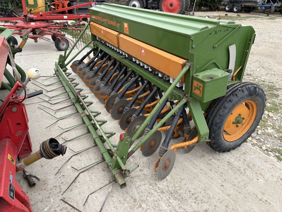 Semanatoare de paioase amazone D 7  super s pe discuri  3 metri