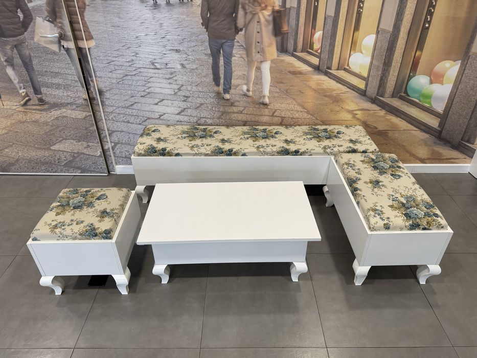 Обзавеждане на магазин манекени