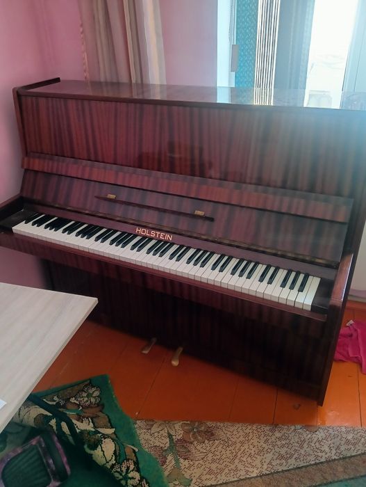 Продам пианино б/у.самовывоз.