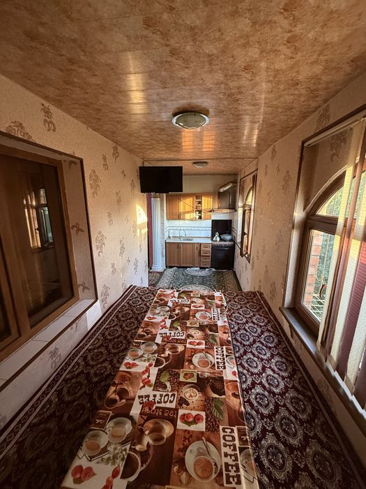 Чилонзор Ц квартал.  2комнатное 90кв банковской квартира Аренда