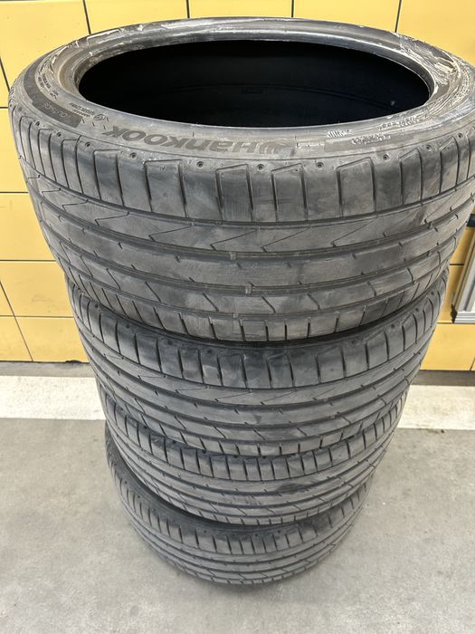 Cauciucuri Hankook Ventus S1evo 235/40 R19
