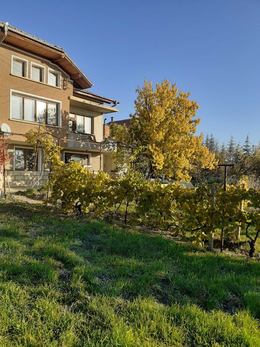 Продава се Къща в с. Хрищени, Област Стара Загора - 400 кв.м за 425 €/кв.м - Снимка #3