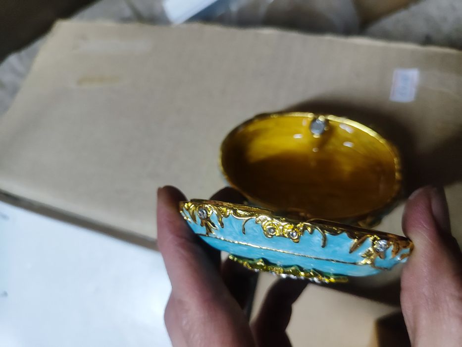 Шкатулки разные .