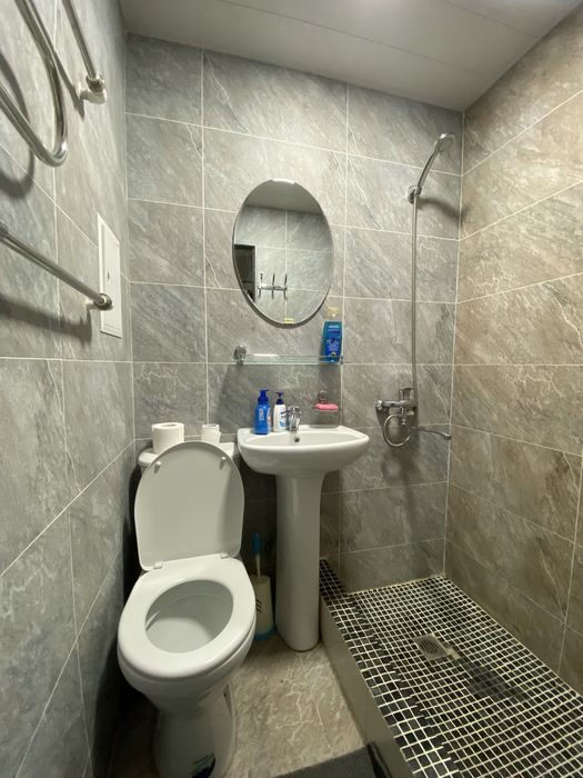 Сдам СВОЮ квартиру в центре. Однушка.