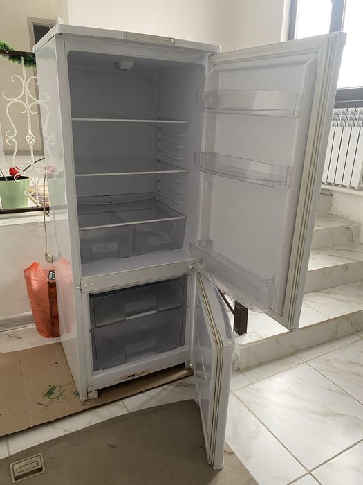 Например холодильник