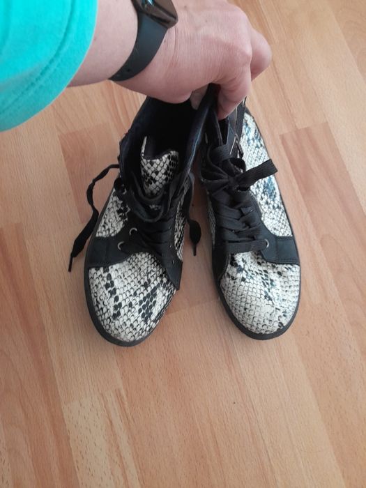 Кецове на Тенденз