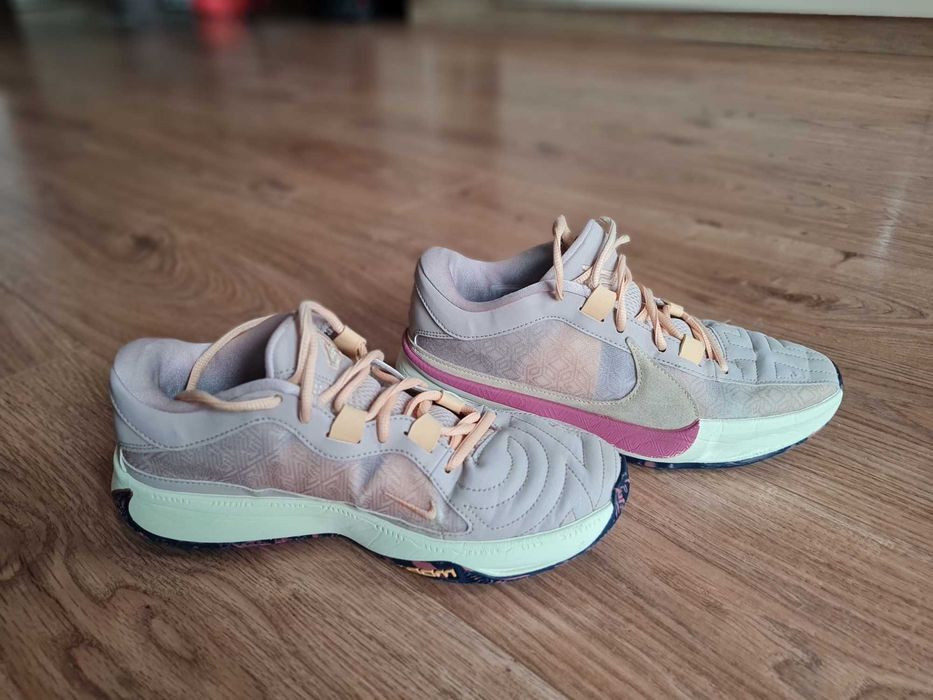 Маратонки EUR 40.5