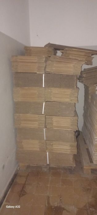 Продам картонные коробку