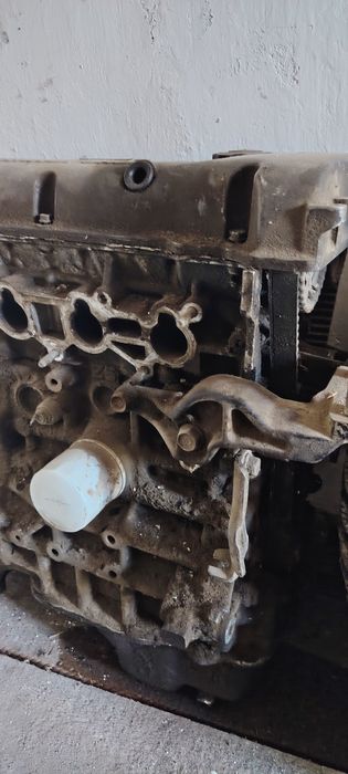 Продам двигатель от мазды