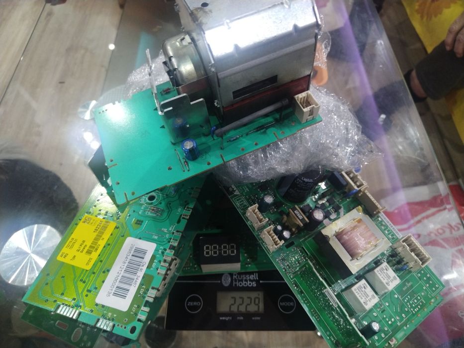 Платки Програматори от перални 
Програюатори от перални и ютия.