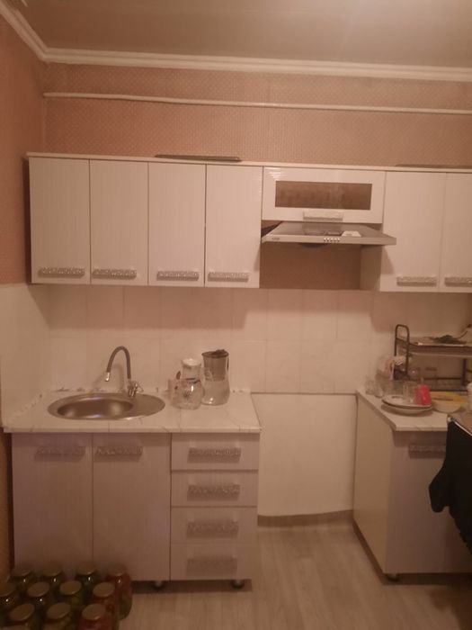 Срочно продаётся дом в центре Аксукента.