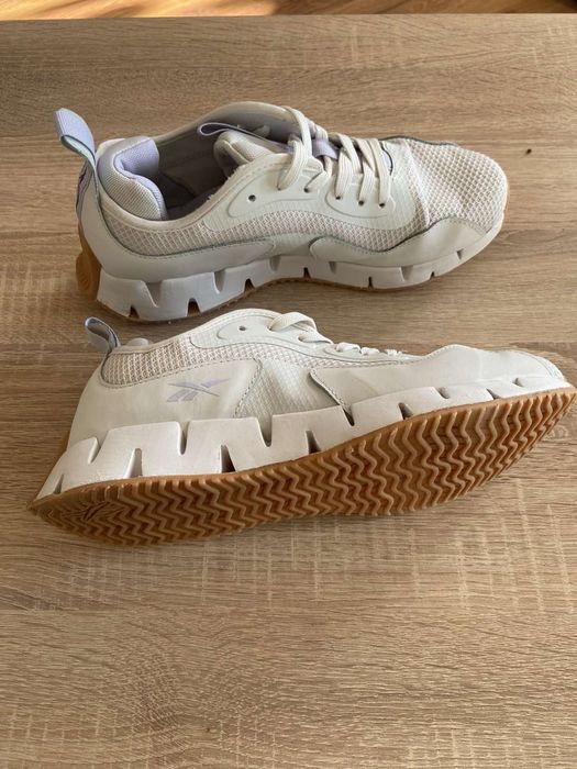 Маратонки Reebok номер 39