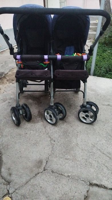 Egizaklar kalyaskasi xali yengide turipti baquvvat