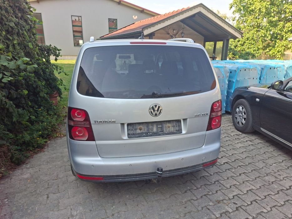 VOLKSWAGEN Touran 2007 — imagine 3