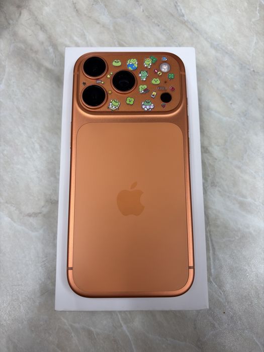 Iphone 17 pro 256gb cosmic orange