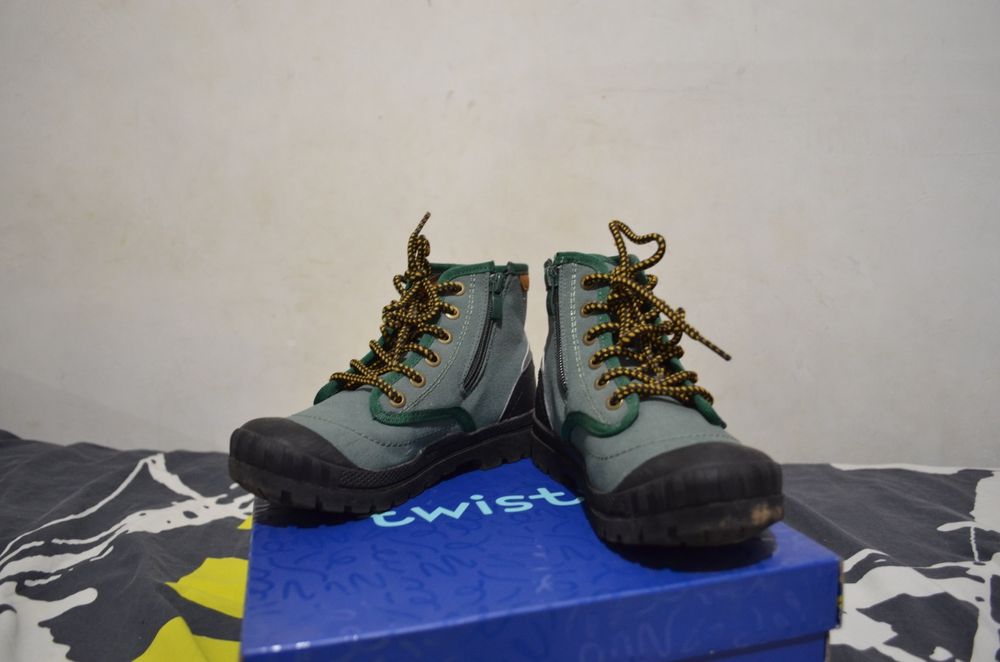 Детска дамски обувки