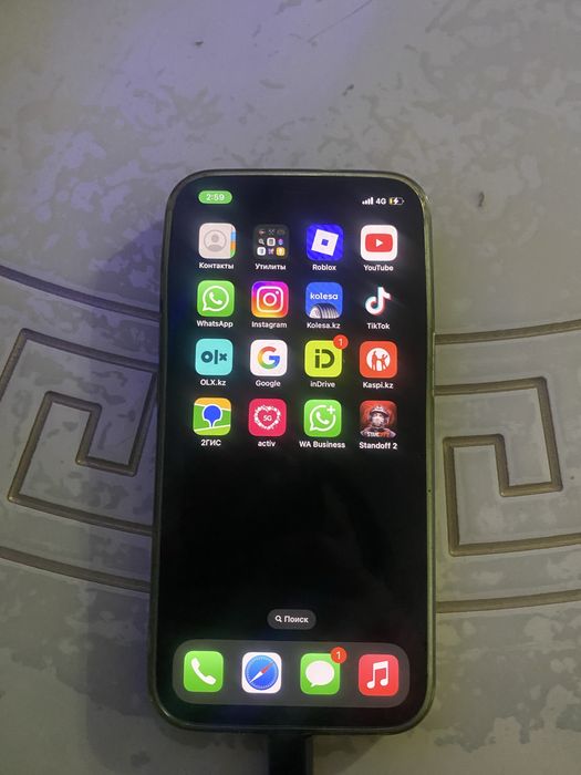 Продам Apple 12