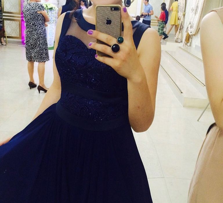 Вечерние платья со шлейфом