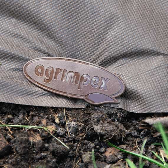 Фиксиращи пластмасови пирони и връзка за привързване