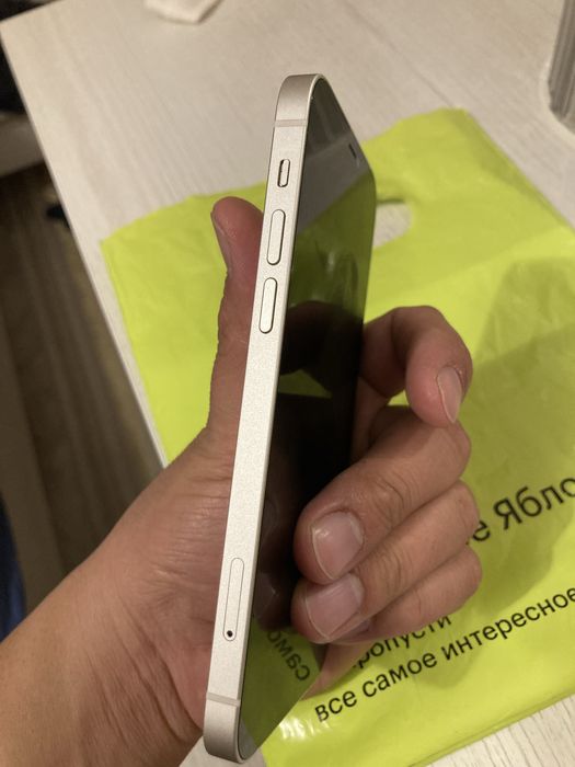 Айфон 12 в оригинале все