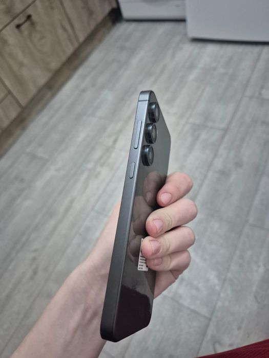 Продам Самсунг С 24 Фе