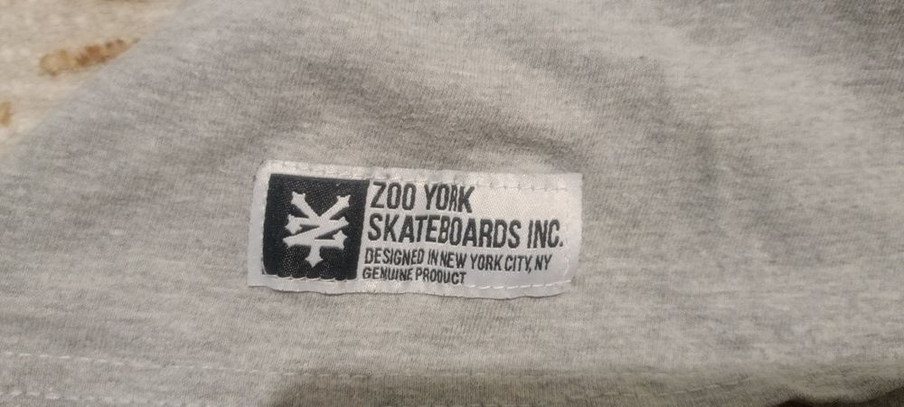 Продам футболку зоойорк