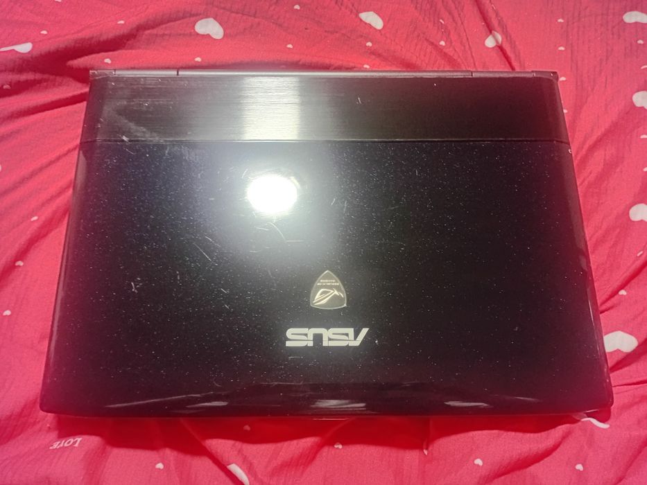 Ноутбук компьютер асус